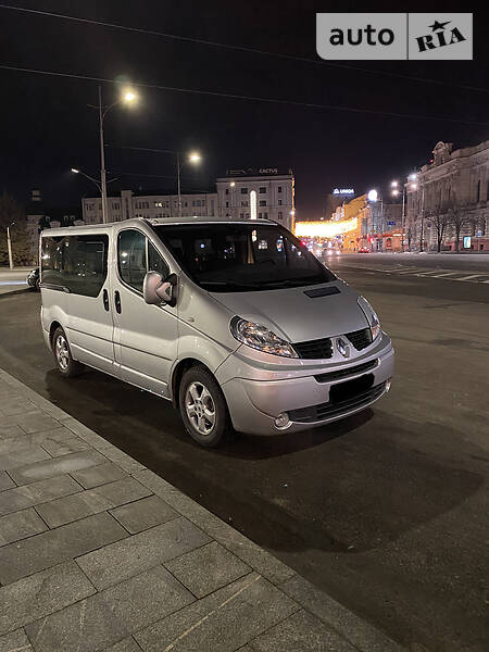 Минивэн Renault Trafic 2011 в Харькове