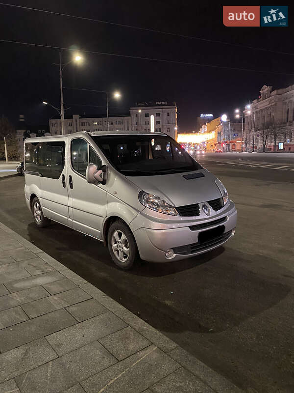 Renault Trafic 2011