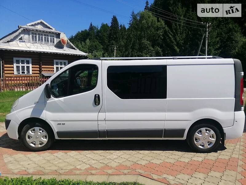 Інші легкові Renault Trafic 2011 в Косові