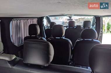 Минивэн Renault Trafic 2012 в 