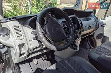 Минивэн Renault Trafic 2012 в 
