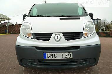 Грузовой фургон Renault Trafic 2013 в Ровно