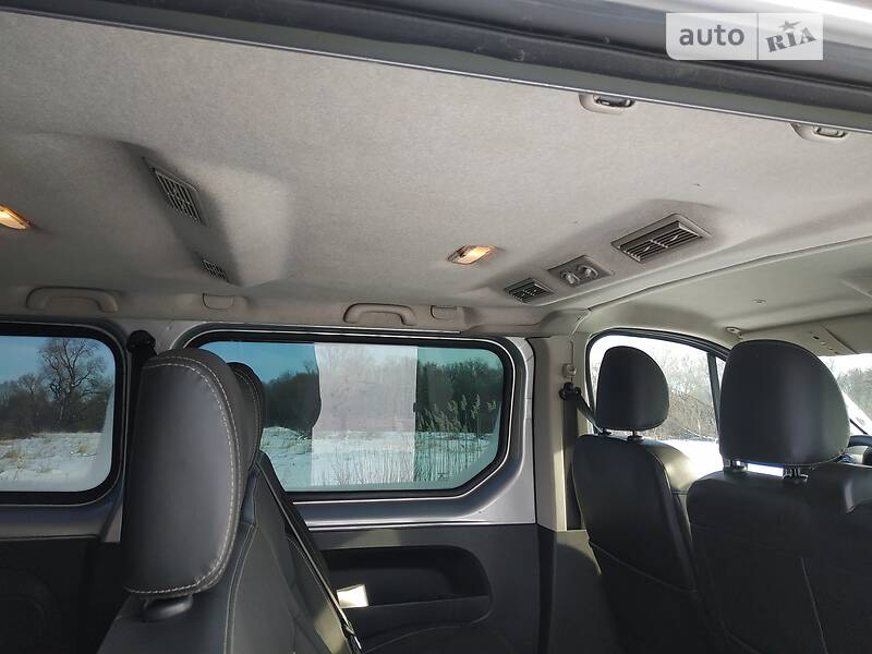 Мінівен Renault Trafic 2015 в Конотопі