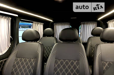 Мінівен Renault Trafic 2017 в 