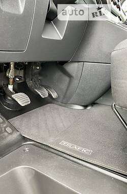 Минивэн Renault Trafic 2020 в 
