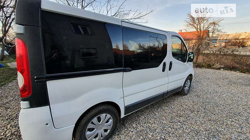 Мінівен Renault Trafic 2011 в Івано-Франківську фото 3 Мінівен Renault Trafic 2011 в Івано-Франківську