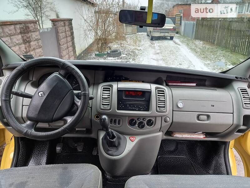Мінівен Renault Trafic 2008 в Полонному