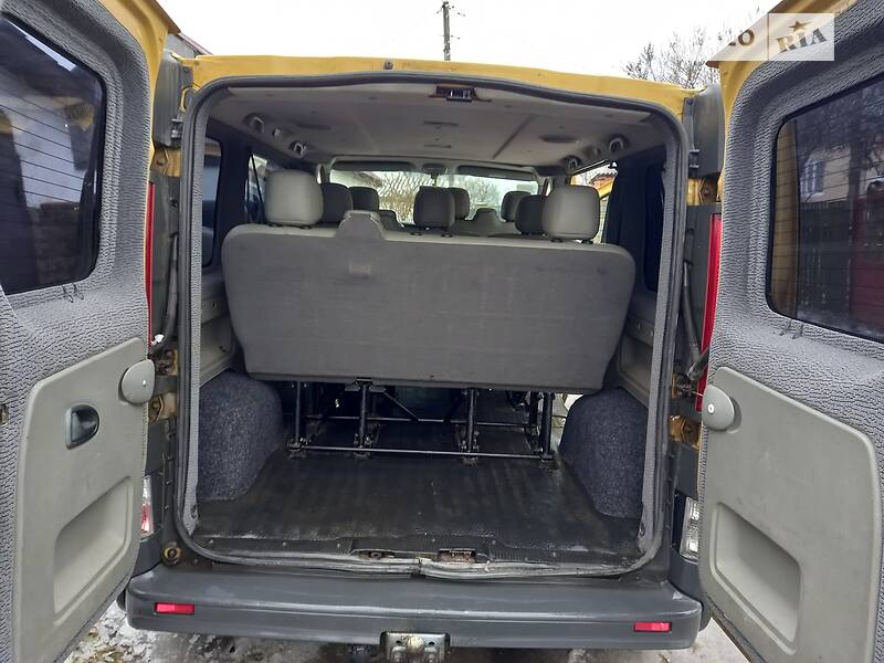 Мінівен Renault Trafic 2008 в Полонному