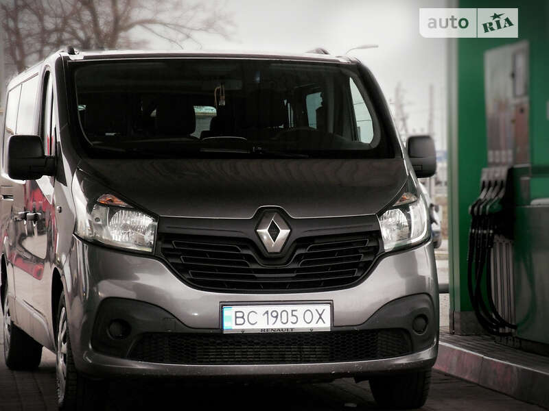 Мінівен Renault Trafic 2015 в Львові