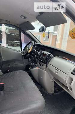 Минивэн Renault Trafic 2007 в 