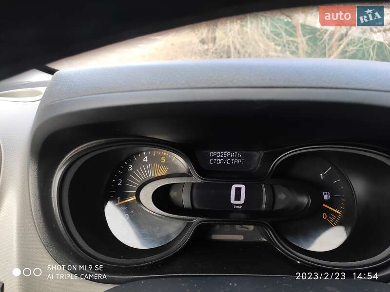 Минивэн Renault Trafic 2015 в Хмельницком