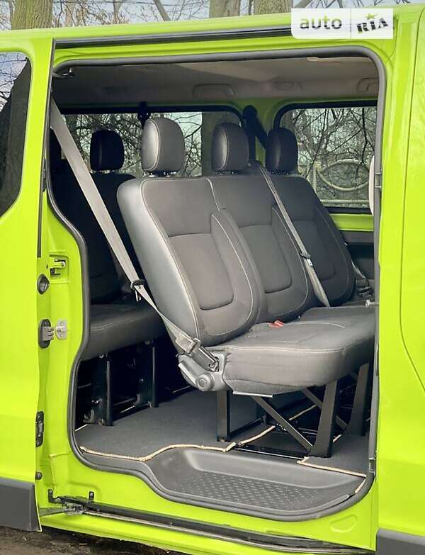 Минивэн Renault Trafic 2017 в Староконстантинове