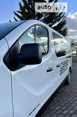 Минивэн Renault Trafic 2017 в Луцке