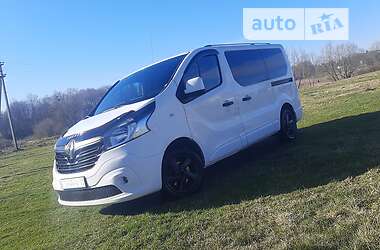 Минивэн Renault Trafic 2016 в Луцке