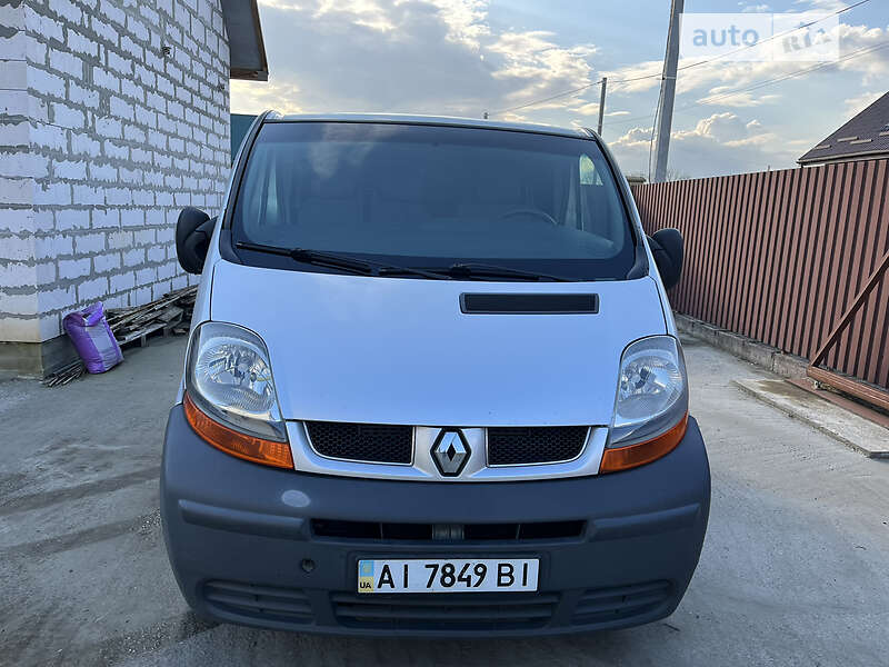 Мінівен Renault Trafic 2006 в 