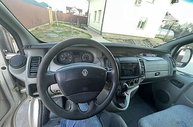 Мінівен Renault Trafic 2006 в 