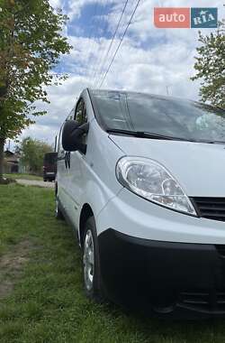 Минивэн Renault Trafic 2011 в Глухове