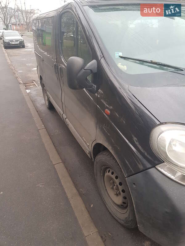 Минивэн Renault Trafic 2006 в Киеве