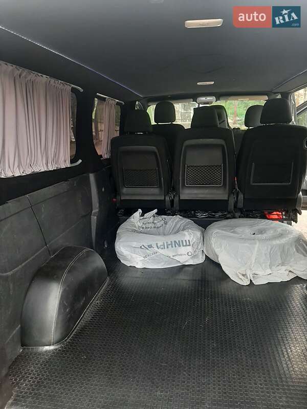 Минивэн Renault Trafic 2015 в Львове фото 13 Минивэн Renault Trafic 2015 в Львове