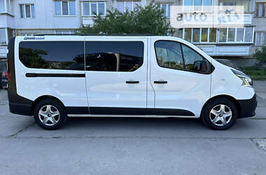 Минивэн Renault Trafic 2021 в 