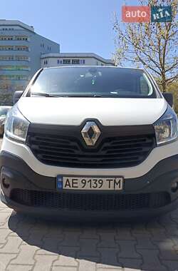 Мінівен Renault Trafic 2015 в Львові