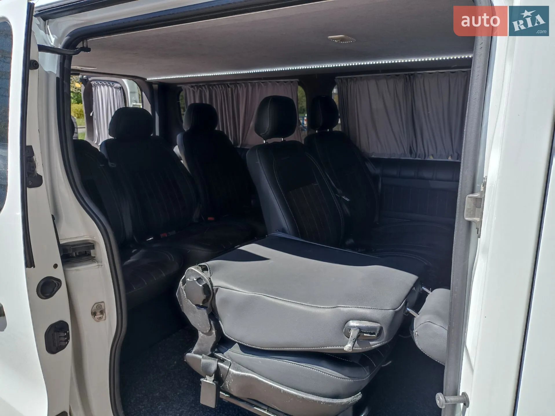 2015 Renault Trafic - мініатюра 15