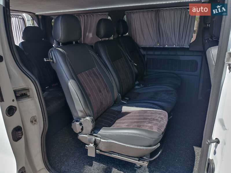 Мінівен Renault Trafic 2015 в Львові фото 14 Мінівен Renault Trafic 2015 в Львові