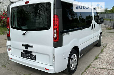Минивэн Renault Trafic 2013 в 