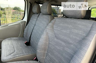 Минивэн Renault Trafic 2013 в 