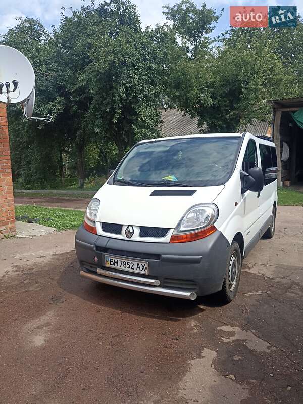 Мінівен Renault Trafic 2004 в Тростянці