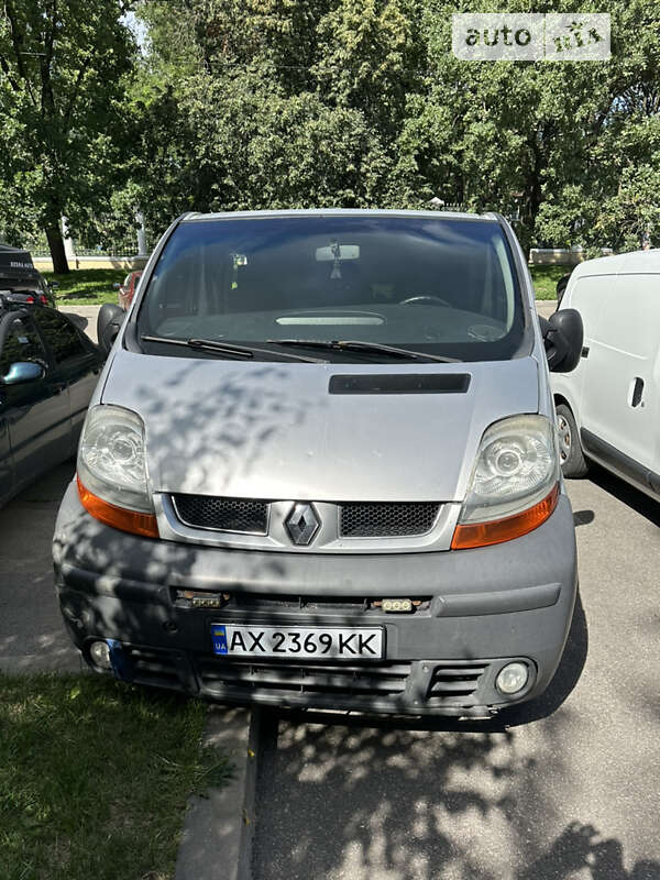 Минивэн Renault Trafic 2005 в Харькове