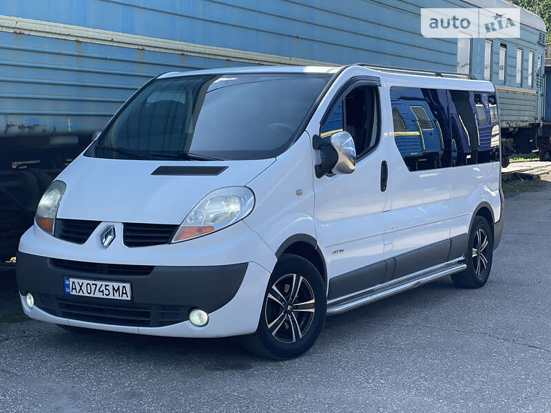 – Продам Рено Trafic 2009 (AX0745MA) дизель минивэн