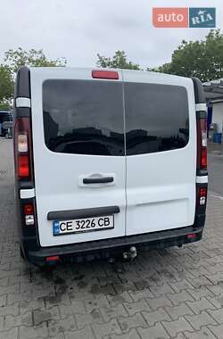 Мінівен Renault Trafic 2015 в 