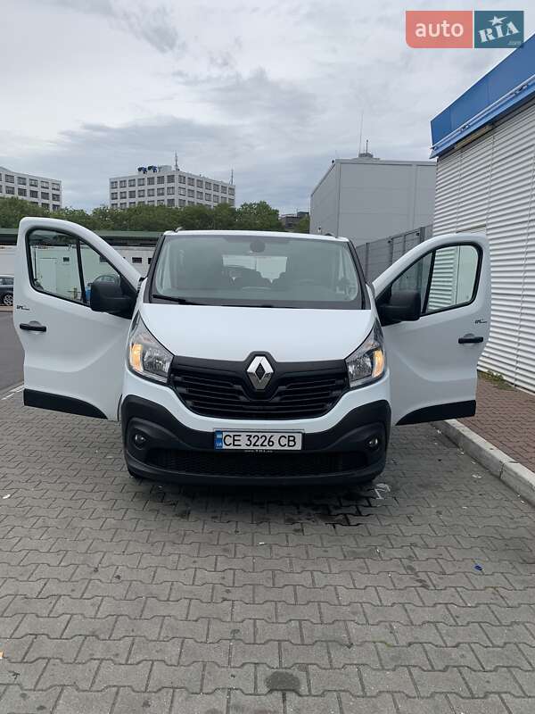 Минивэн Renault Trafic 2015 в Черновцах