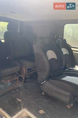 Микроавтобус Renault Trafic 2004 в Черноморске