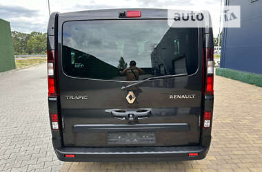 Минивэн Renault Trafic 2019 в 