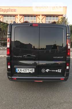 Микроавтобус Renault Trafic 2016 в Славутиче