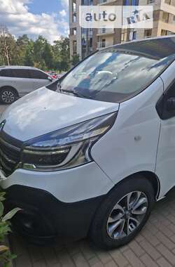 Минивэн Renault Trafic 2019 в 