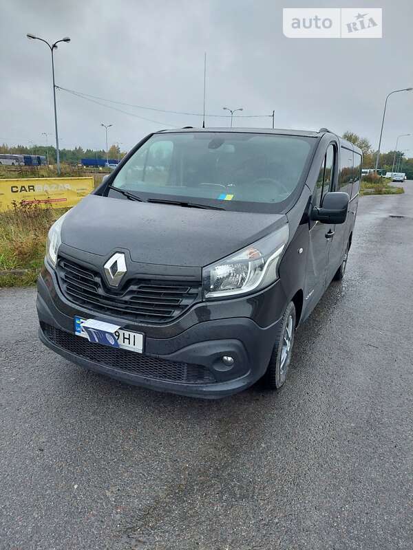 Минивэн Renault Trafic 2015 в Львове