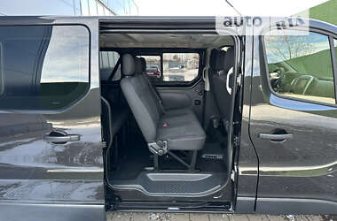 Минивэн Renault Trafic 2015 в 