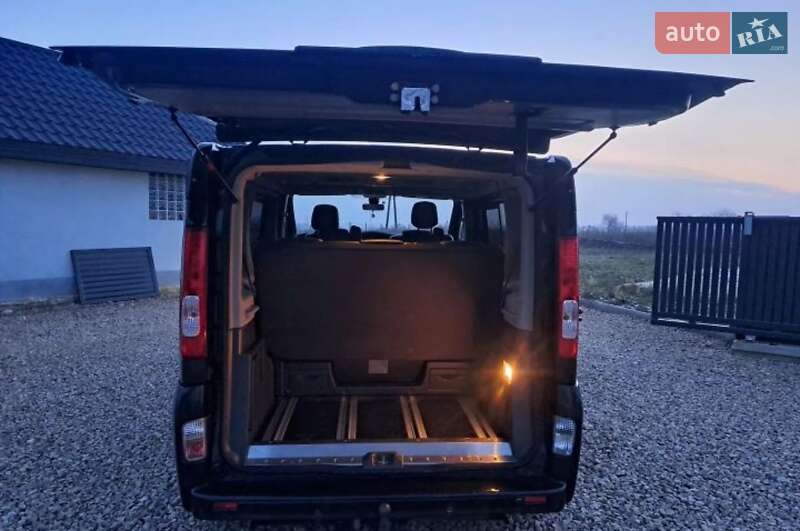 Минивэн Renault Trafic 2013 в Черновцах