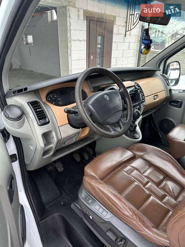 Минивэн Renault Trafic 2007 в Львове