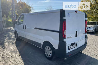 Грузовой фургон Renault Trafic 2012 в 