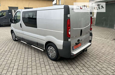 Вантажопасажирський фургон Renault Trafic 2012 в Бродах