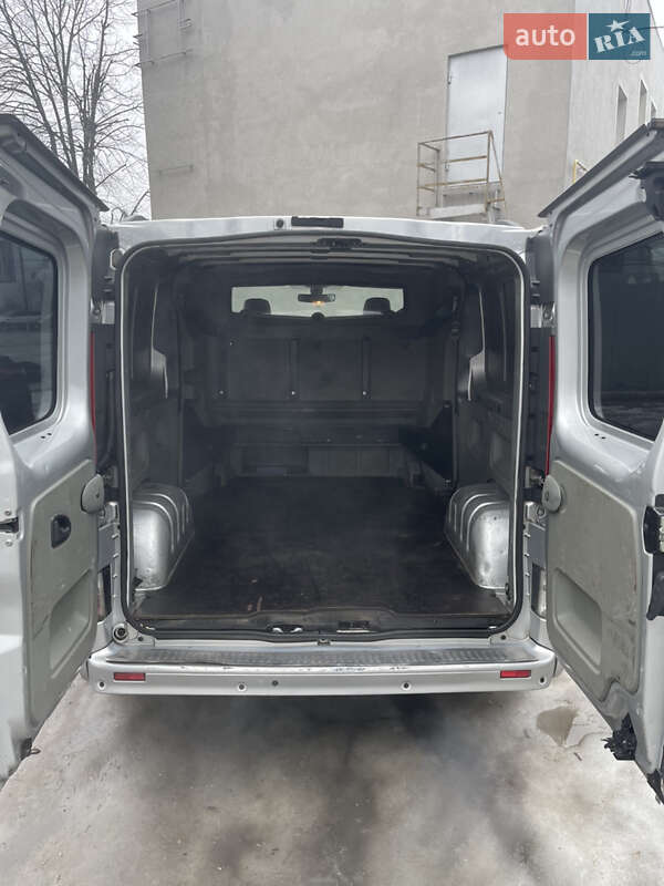 Грузовой фургон Renault Trafic 2011 в Днепре