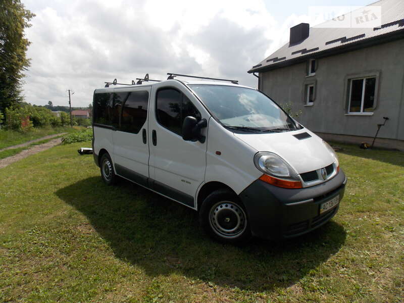Минивэн Renault Trafic 2005 в Луцке