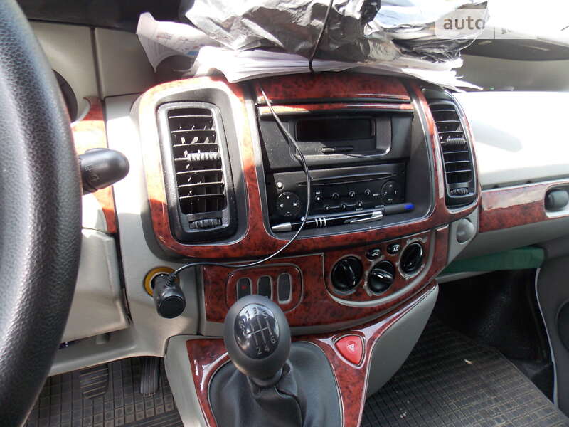 Минивэн Renault Trafic 2005 в Луцке