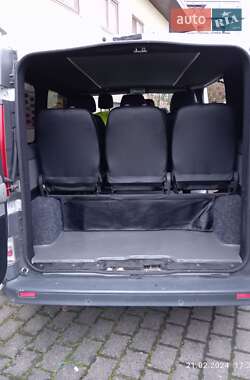 Минивэн Renault Trafic 2014 в 