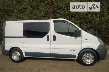 Минивэн Renault Trafic 2004 в Рава-Русской