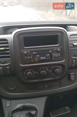 Минивэн Renault Trafic 2017 в 